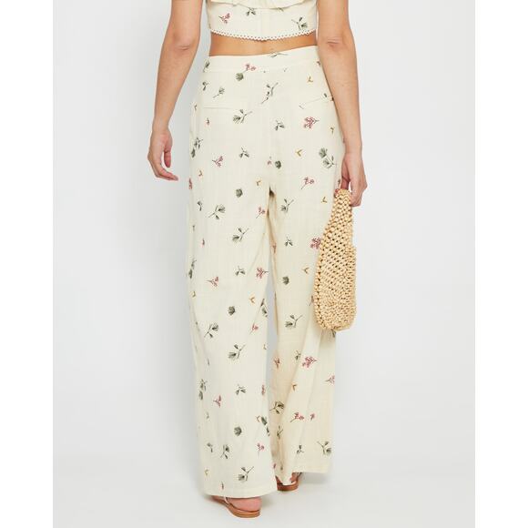 Kourt Sheri Cream Floral Embroidered High Waist Wide Leg Pants Size 2 - Picture 3 of 16